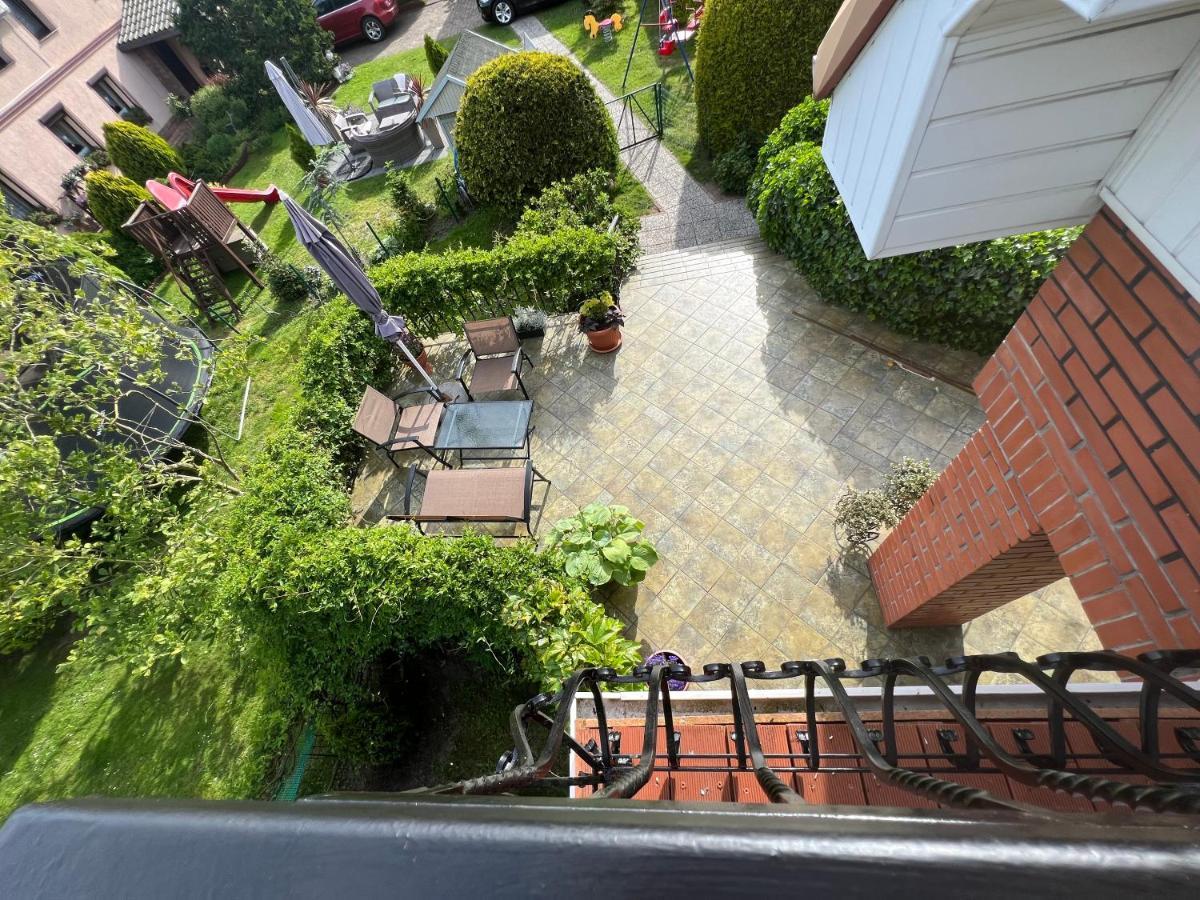 Willa Garden 2 Z Pieknym Ogrodem I Tarasem ウストロニエ・モルスキエ エクステリア 写真