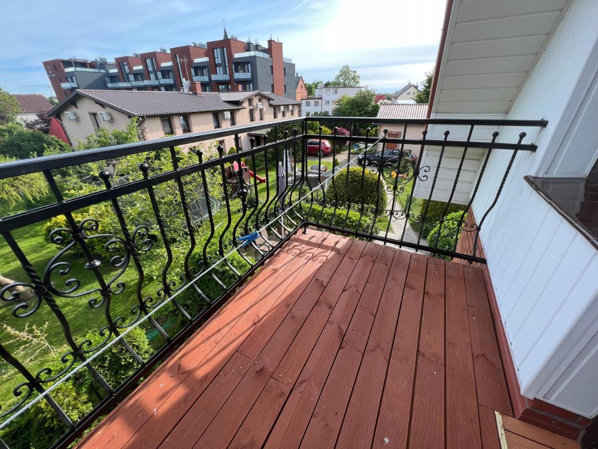 Willa Garden 2 Z Pieknym Ogrodem I Tarasem ウストロニエ・モルスキエ エクステリア 写真