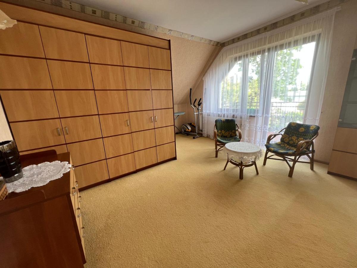 Willa Garden 2 Z Pieknym Ogrodem I Tarasem ウストロニエ・モルスキエ エクステリア 写真